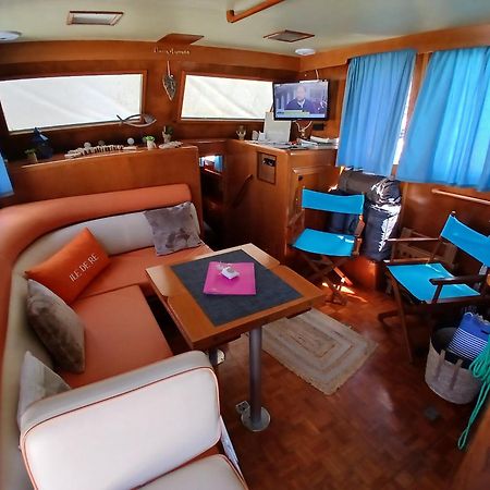 拉罗歇尔 Bateau Atypique Yacht La Rochelle酒店 外观 照片